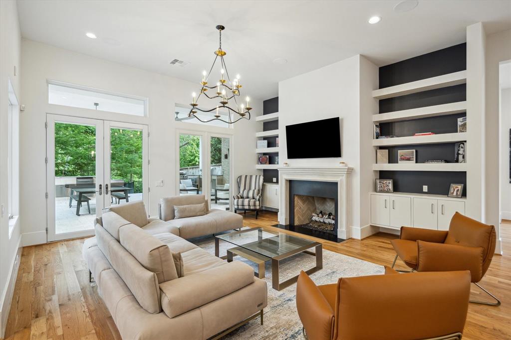 22 E Shady Lane #E, Houston, Texas image 11