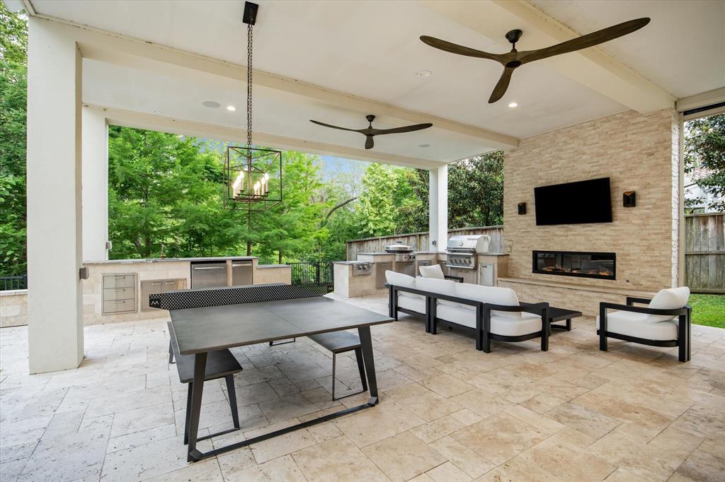 22 E Shady Lane #E, Houston, Texas image 4