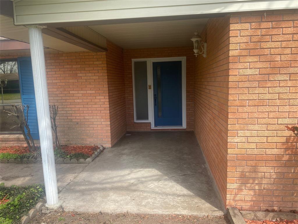 8102 Dellanera Drive, Hitchcock, Texas image 7