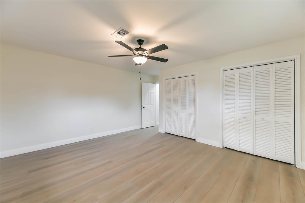8102 Dellanera Drive, Hitchcock, Texas image 29