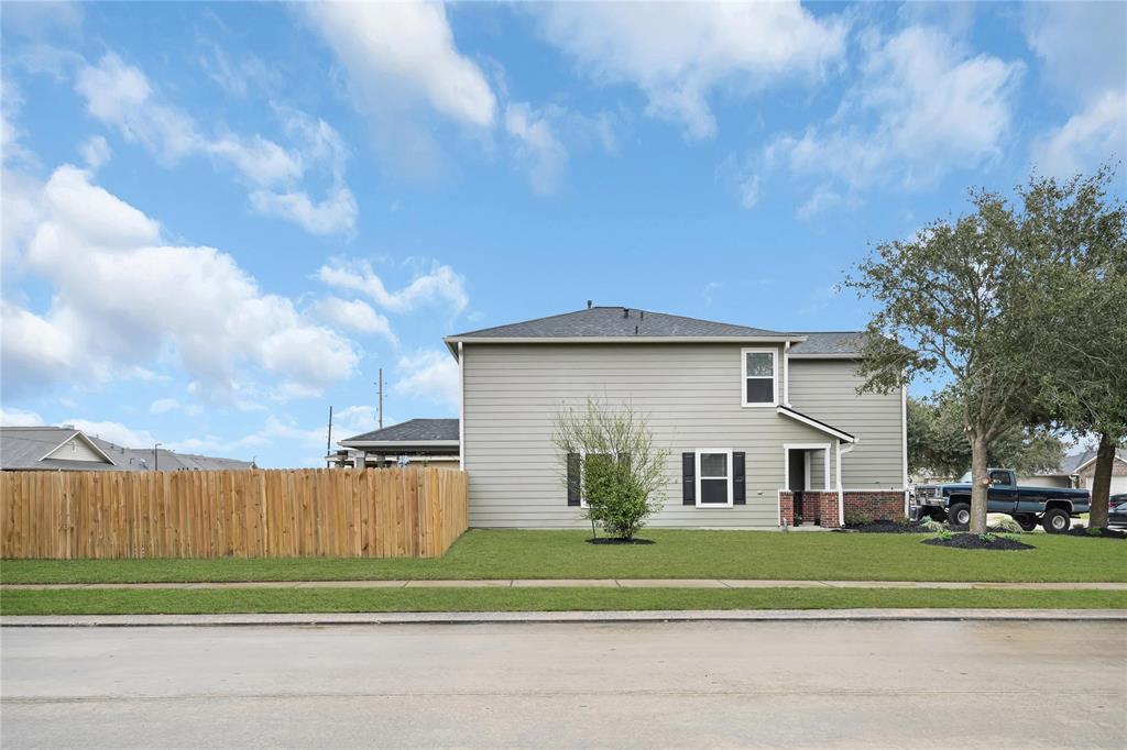 18234 Tupper Bend Lane, Cypress, Texas image 4