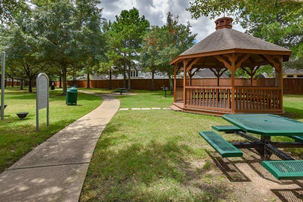 18234 Tupper Bend Lane, Cypress, Texas image 29
