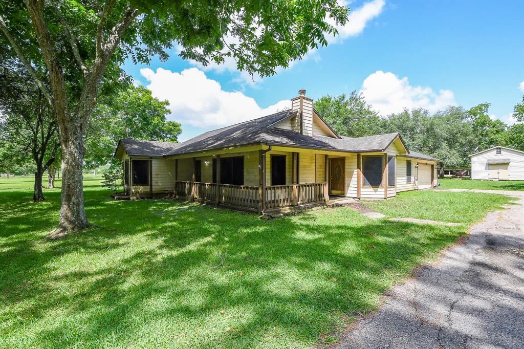 1083 County Rd 147
