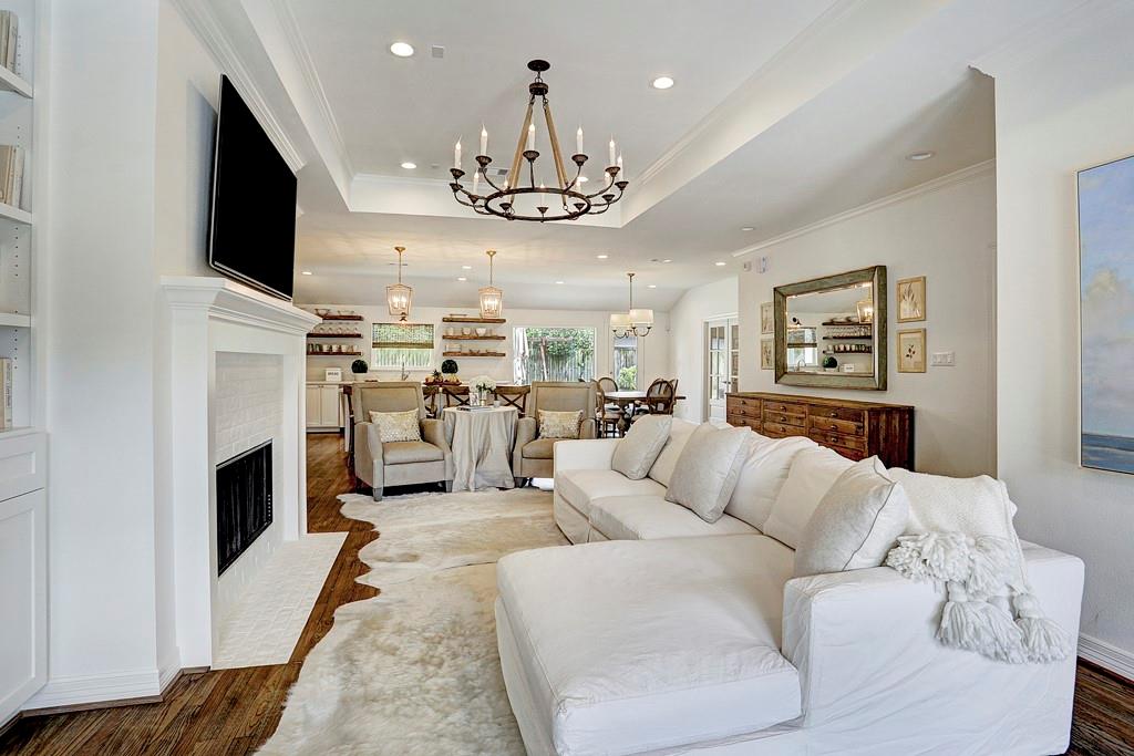 5326 Windswept Lane, Houston, Texas image 4