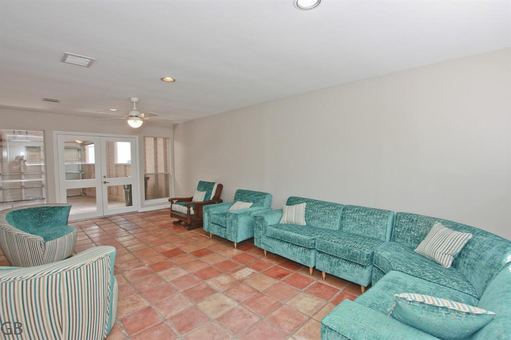 918 Longview Drive, Sugar Land, Texas image 33