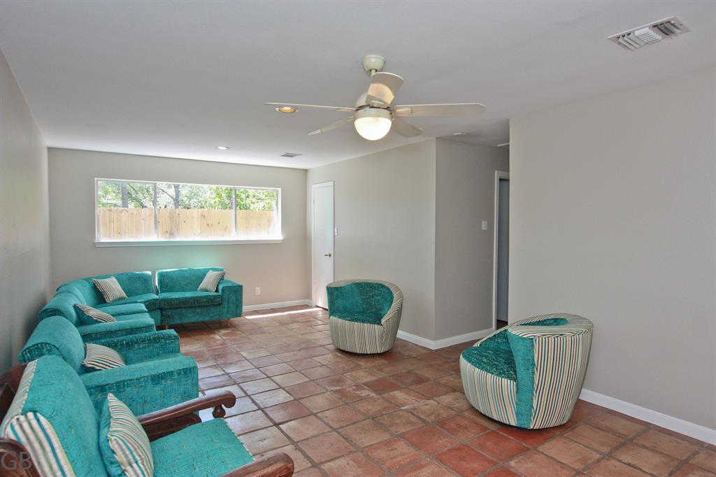 918 Longview Drive, Sugar Land, Texas image 32