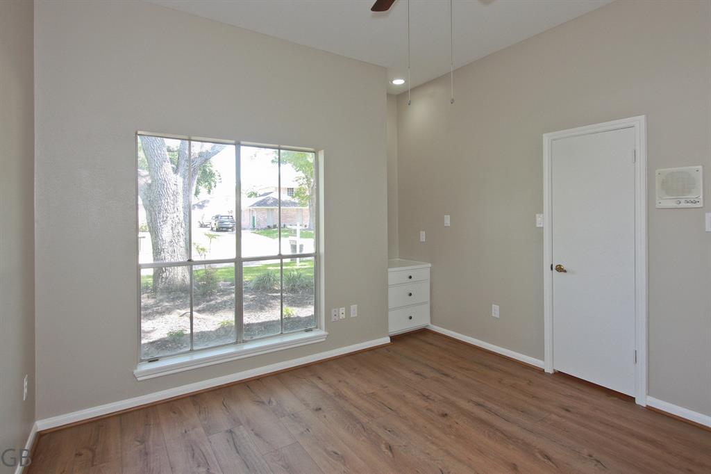 918 Longview Drive, Sugar Land, Texas image 24