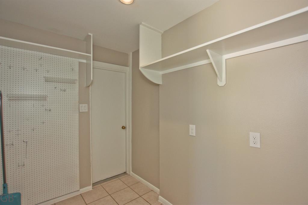 918 Longview Drive, Sugar Land, Texas image 28