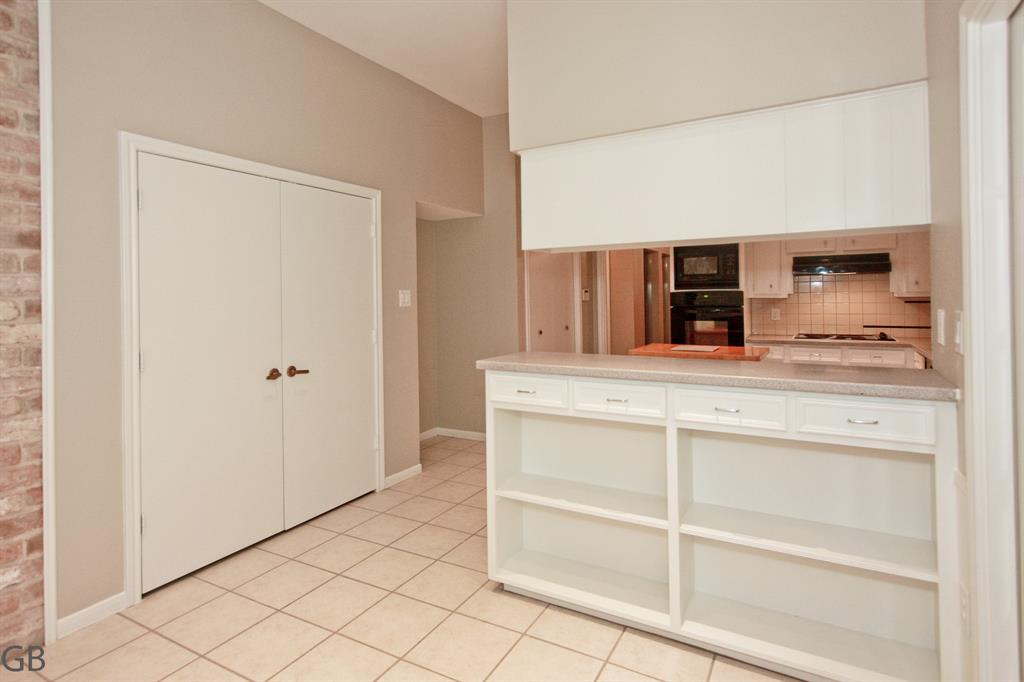 918 Longview Drive, Sugar Land, Texas image 13