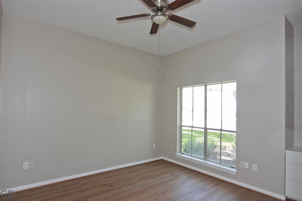 918 Longview Drive, Sugar Land, Texas image 23