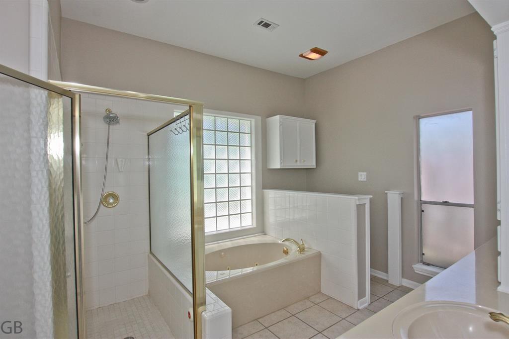 918 Longview Drive, Sugar Land, Texas image 19