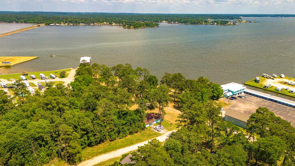 000 Shawnee Drive, Onalaska, Texas image 18