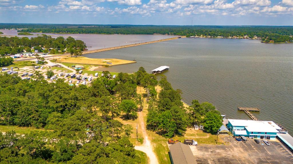 000 Shawnee Drive, Onalaska, Texas image 19