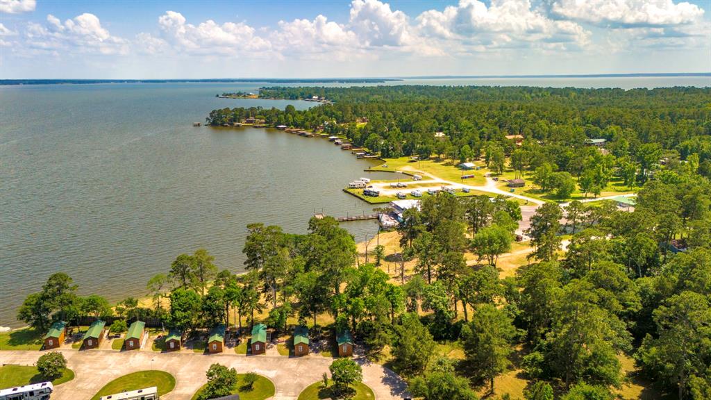 000 Shawnee Drive, Onalaska, Texas image 16