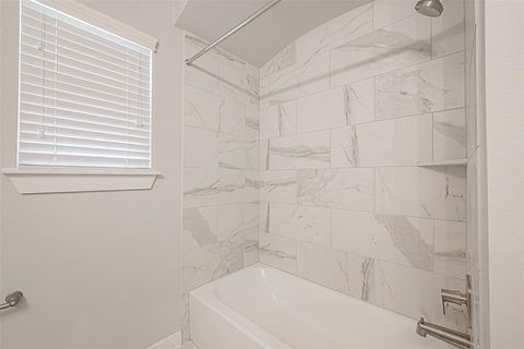 listing image 41