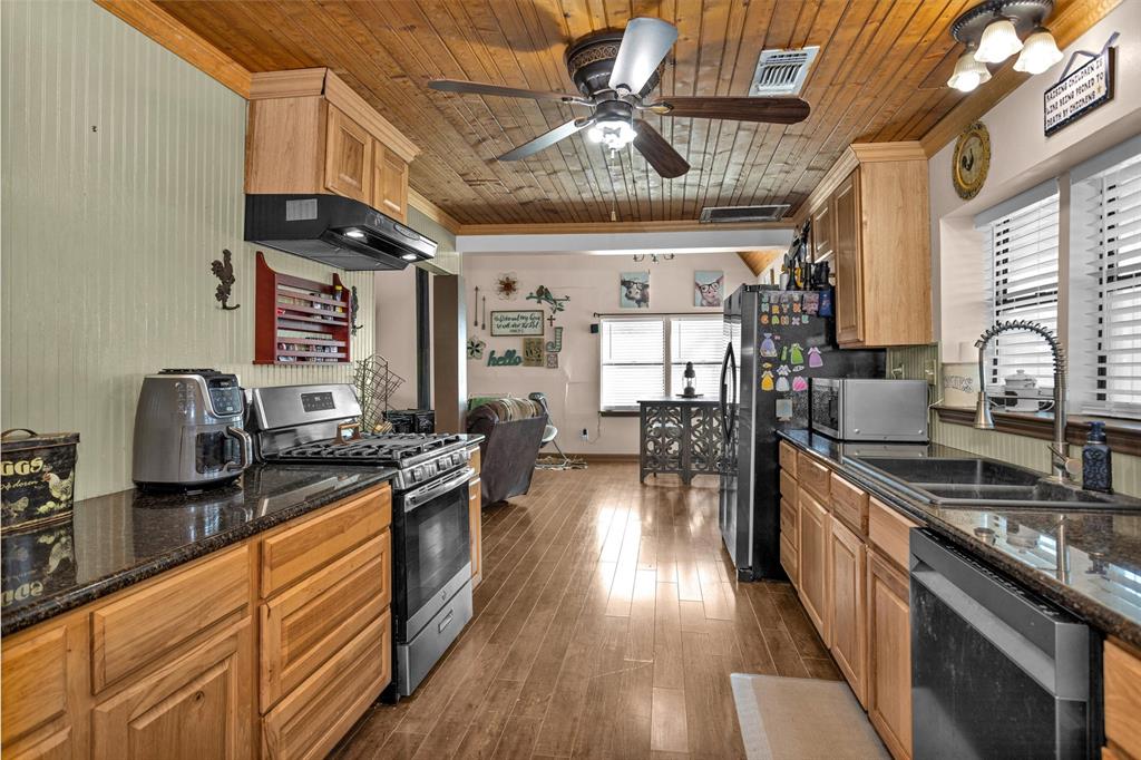 6901 Fm 224 Road, Coldspring, Texas image 11