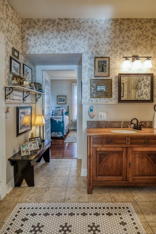 314 W Vulcan Street, Brenham, Texas image 14