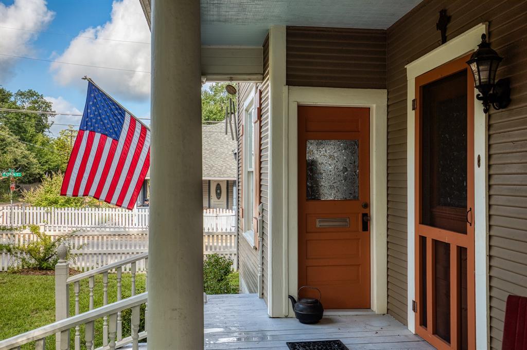 314 W Vulcan Street, Brenham, Texas image 4