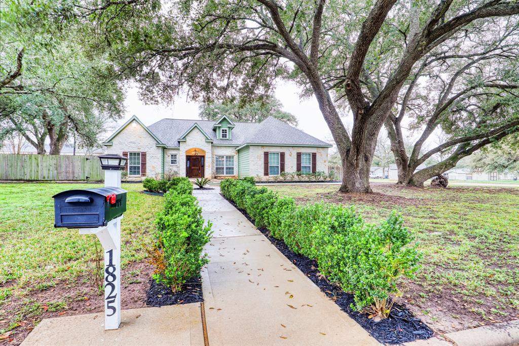 1825 8th Street, Hempstead, Texas image 3