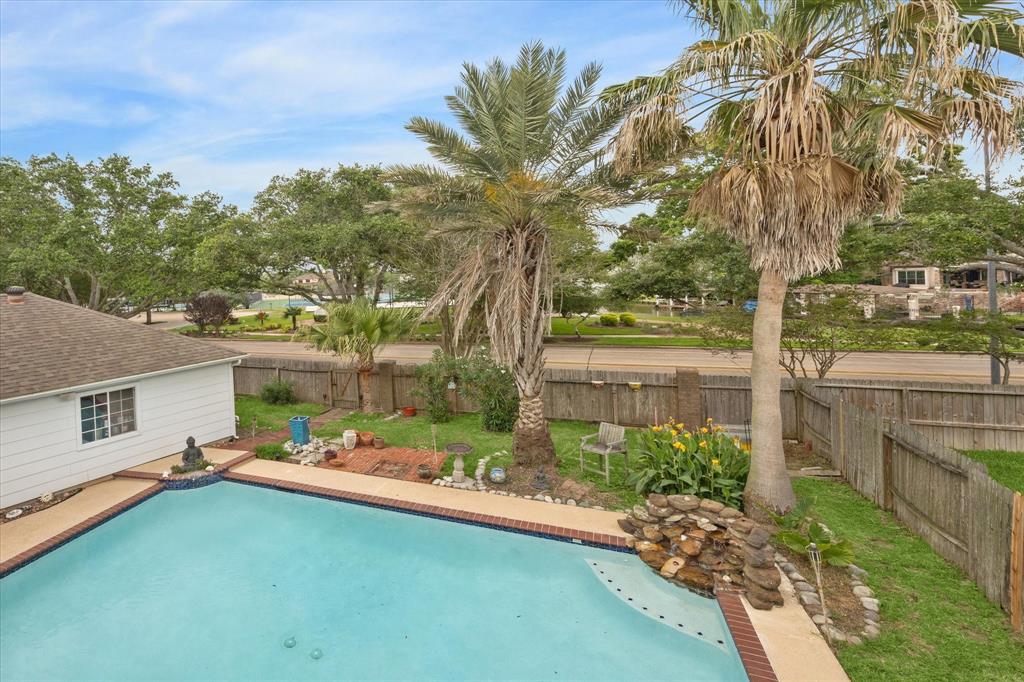 2326 Pin Hook Court