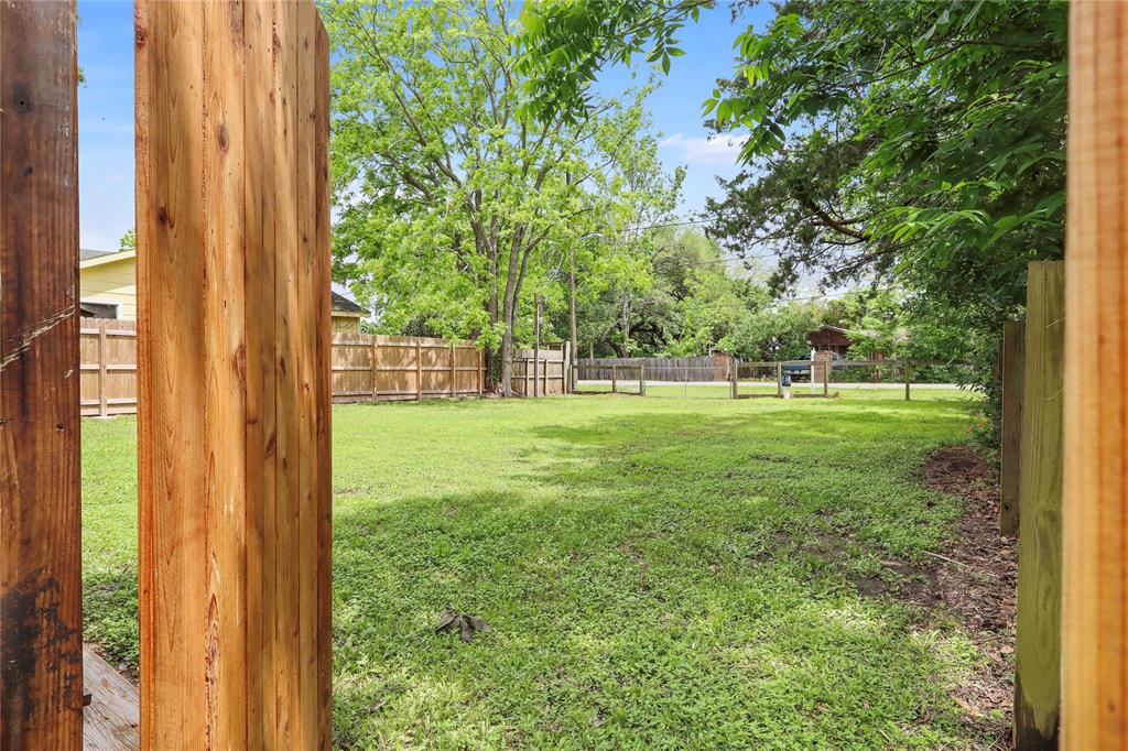 4622 4th Street, Bacliff, Texas image 22