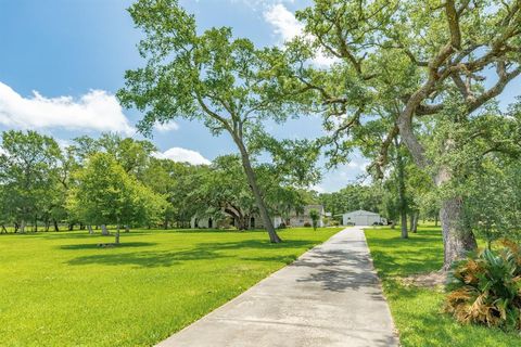 5599 County Road 362 Sweeny TX 77480
