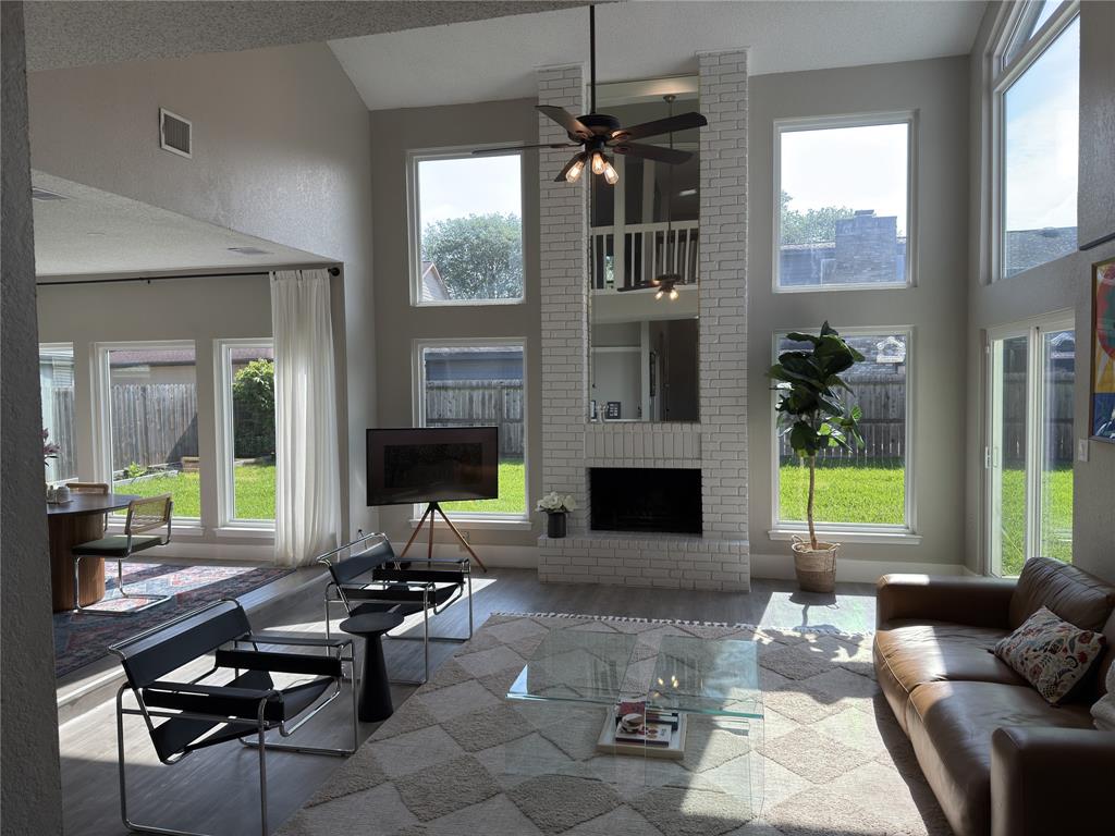 1709 Coles Farm Drive, Sugar Land, Texas image 8