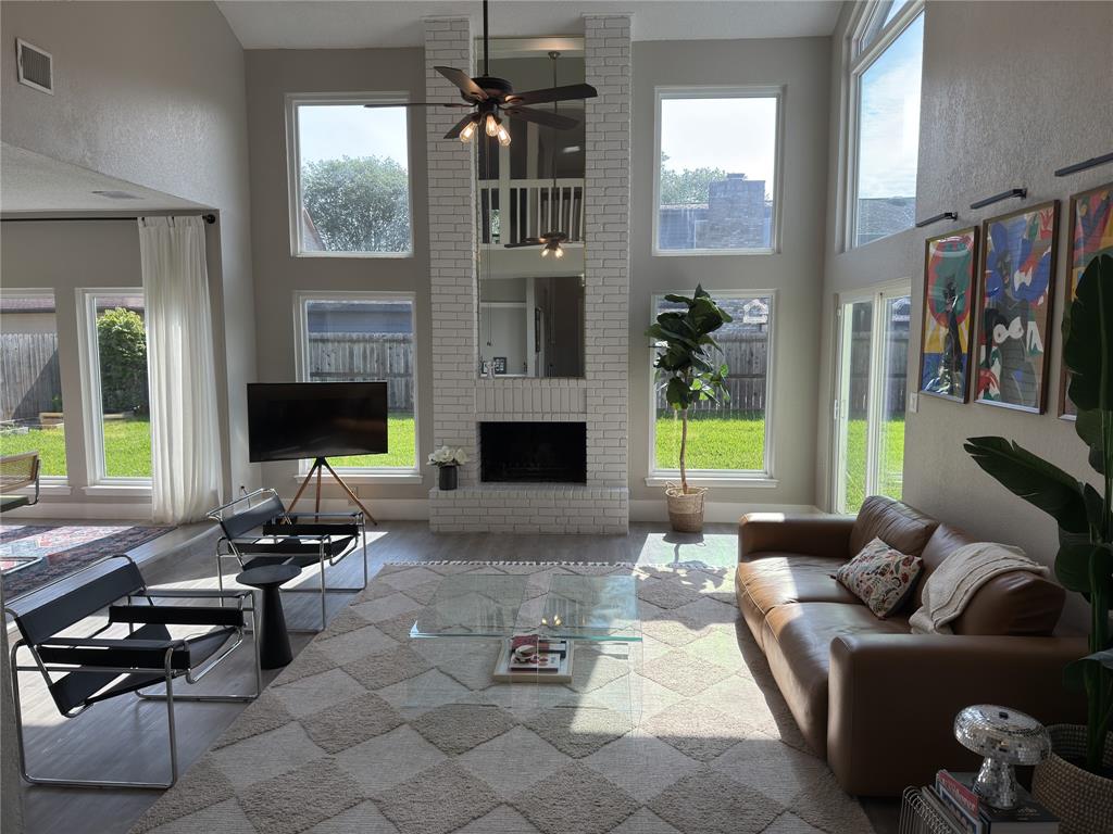 1709 Coles Farm Drive, Sugar Land, Texas image 14