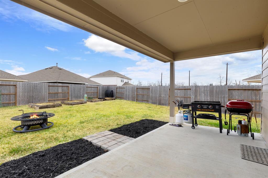 9915 Summer Peony Court, Baytown, Texas image 21