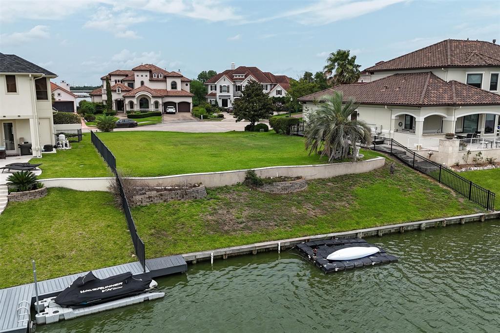 2910 N Island Drive