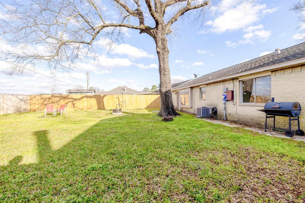 12911 Bamboo Forest Trail, Houston, Texas image 6
