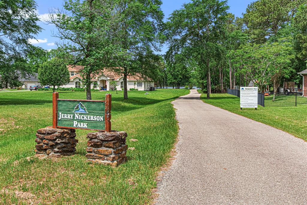 6811 S Trace Drive, Magnolia, Texas image 40