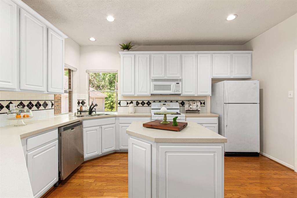 6811 S Trace Drive, Magnolia, Texas image 21