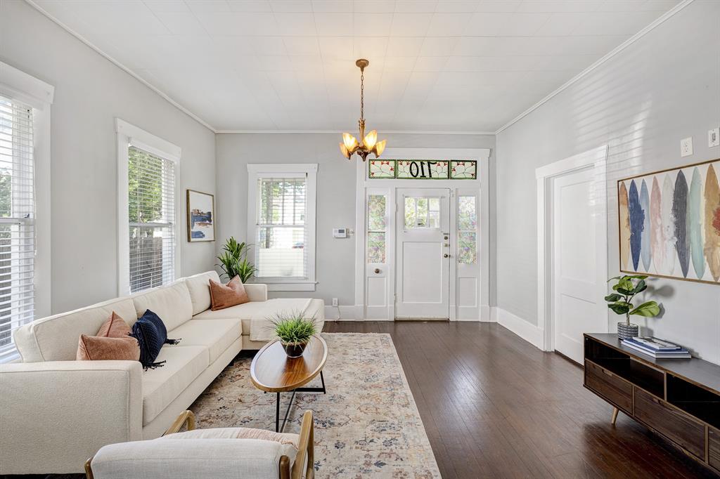 710 Woodland Street, Houston, Texas image 4