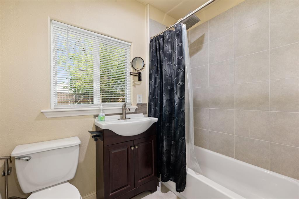 12815 Jubilee Park Court, Houston, Texas image 41