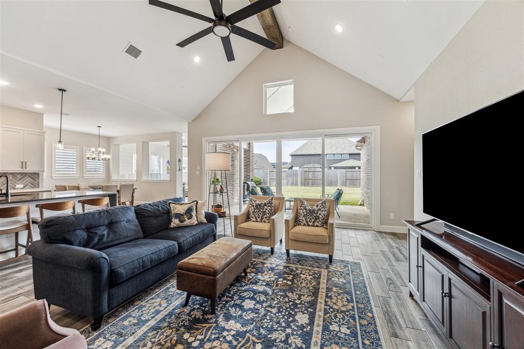 2802 Tarragon Crest Drive