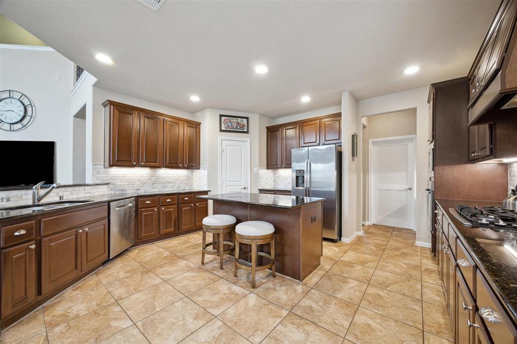 2413 Steele Ranch Court, Friendswood, Texas image 13