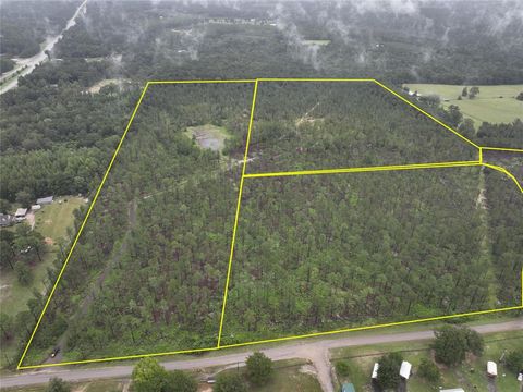 Photo of 2 Cr 258, Jasper, TX 75951 (MLS # 98996234)