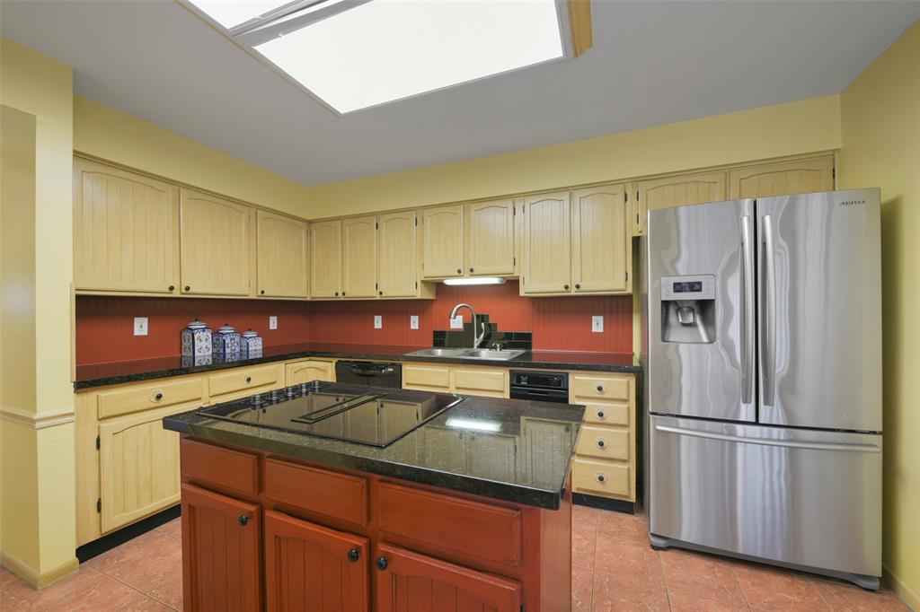 Photo 12 of 39 of 18107 Bal Harbour Drive townhome
