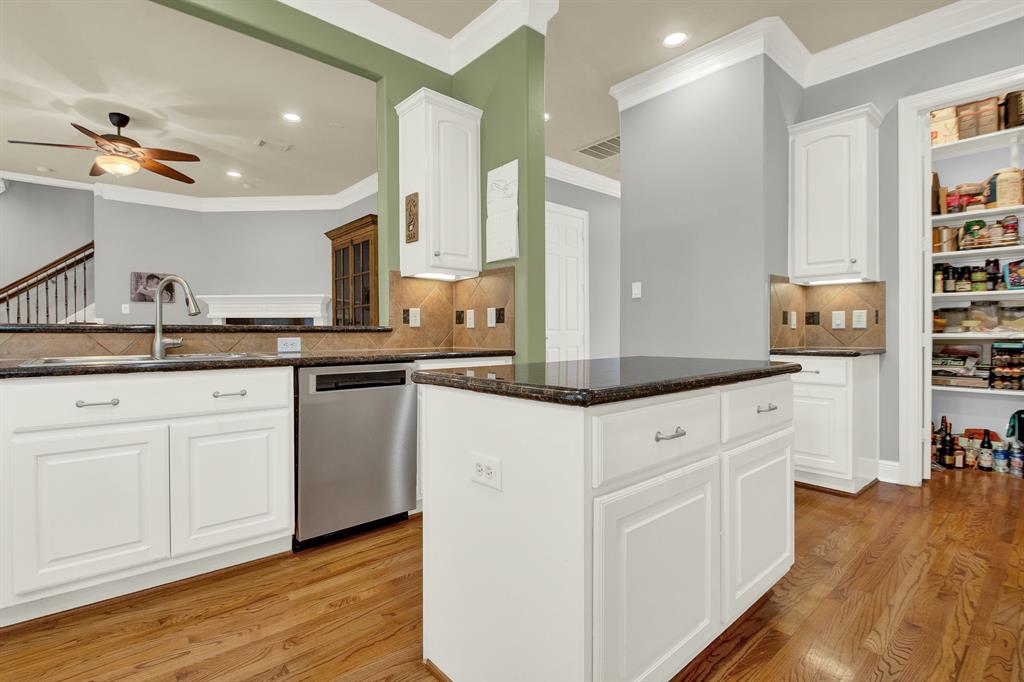 3022 E Park At Fairdale, Houston, Texas image 13