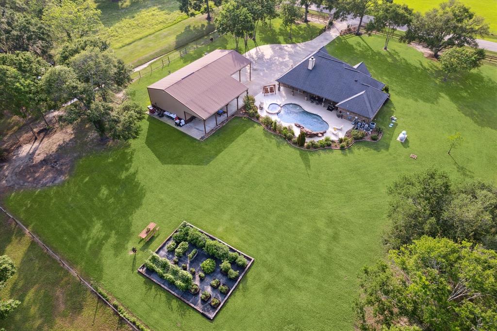 20003 County Road 684b, Sweeny, Texas image 2
