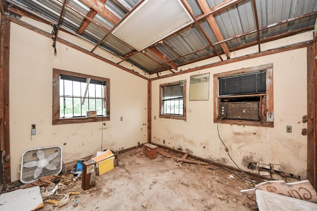 3810 Peters San Felipe Road, Sealy, Texas image 40