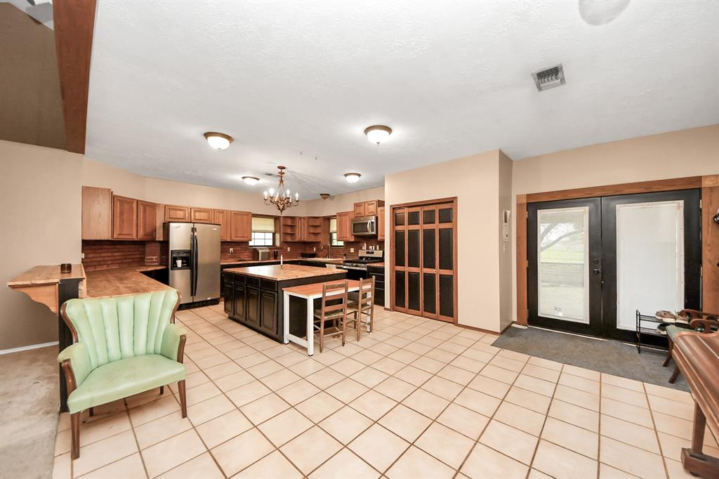 3810 Peters San Felipe Road, Sealy, Texas image 9