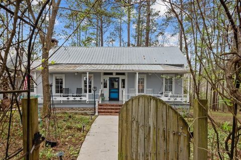 A home in Colmesneil