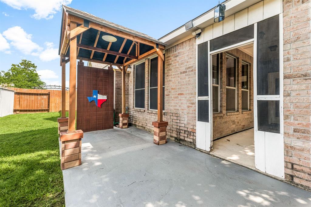 20535 Spring Bluff Lane, Spring, Texas image 21