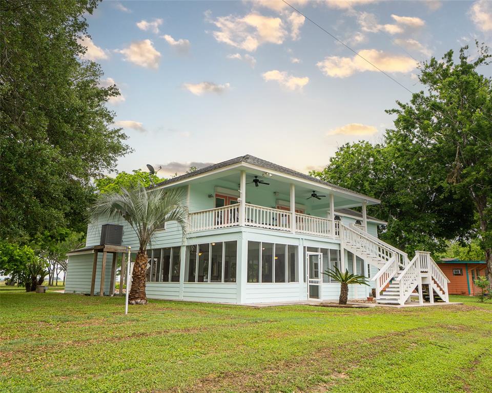 383 County Road 296, Sargent, Texas image 1