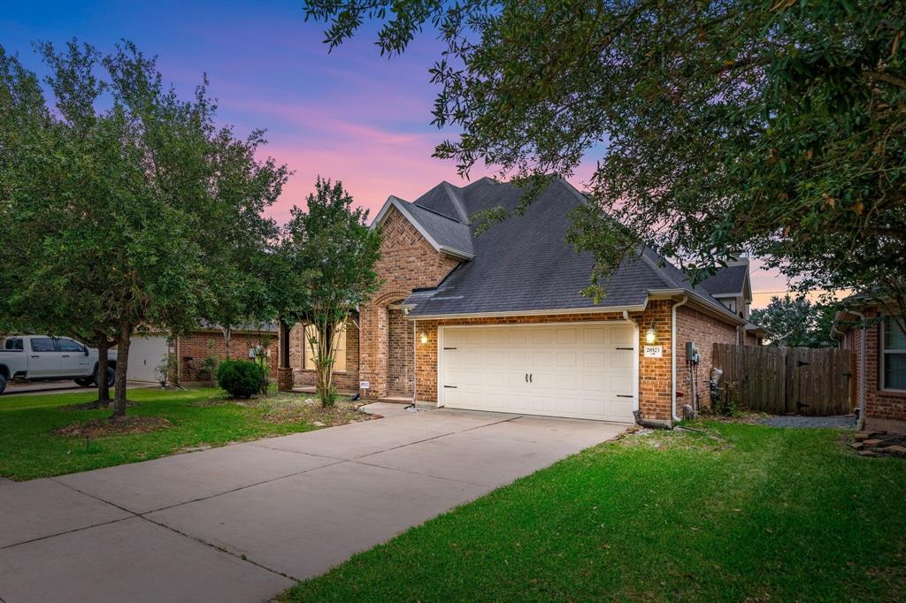 28523 Kinglet Pines Drive, Katy, Texas image 32