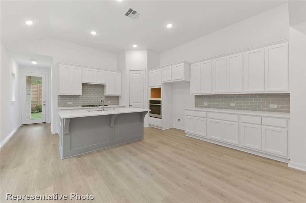 1028 Shoal Creek Trail, Conroe, Texas image 14