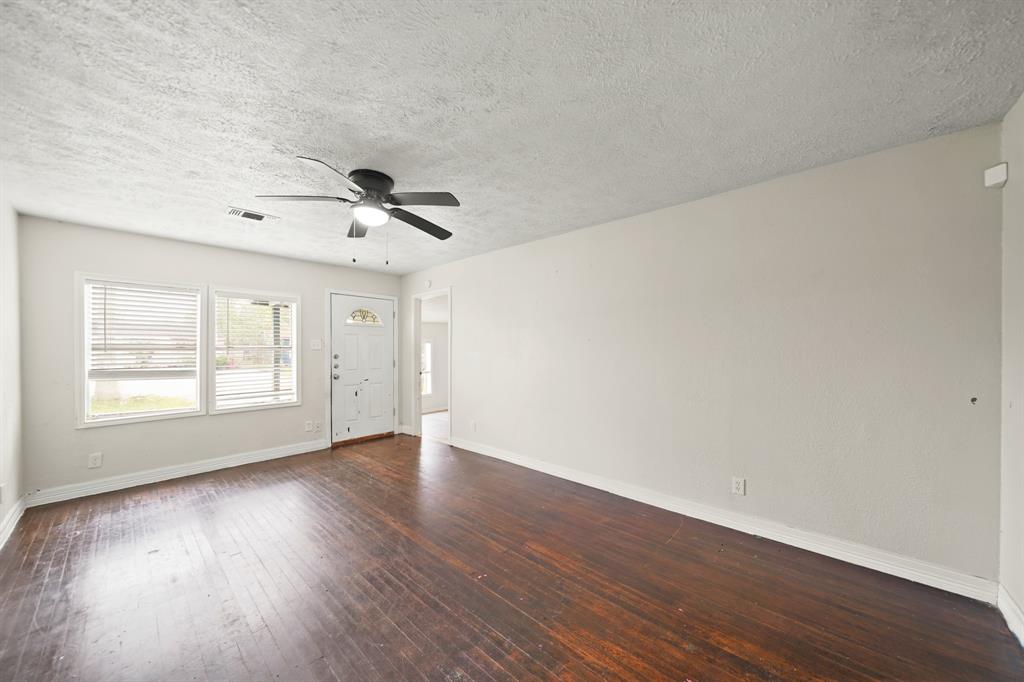 606 W 7th Street, Freeport, Texas image 6