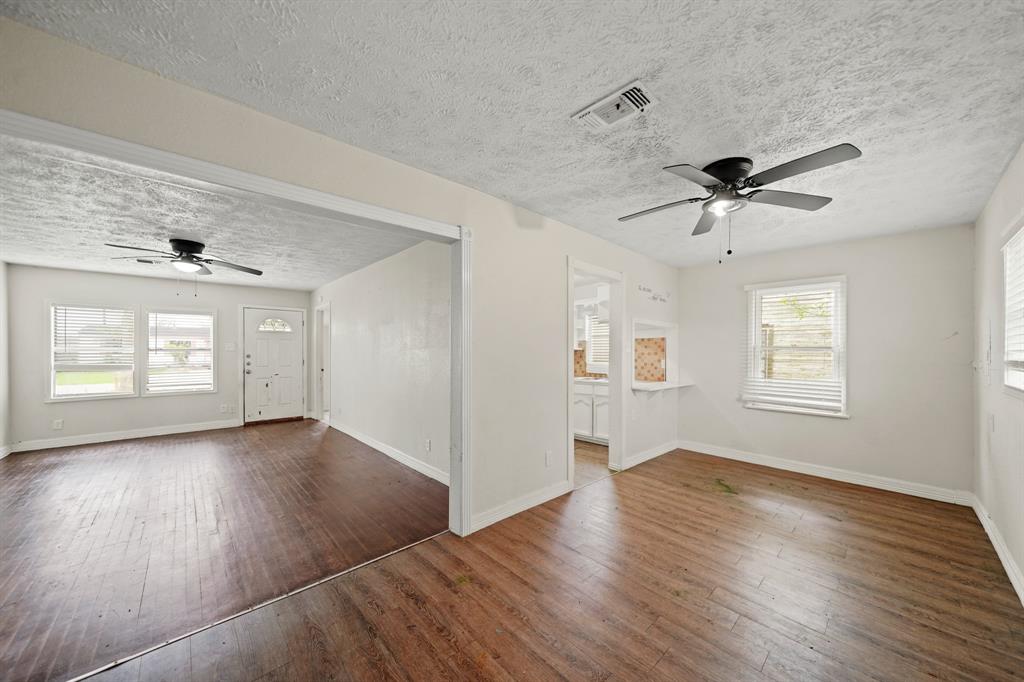 606 W 7th Street, Freeport, Texas image 20